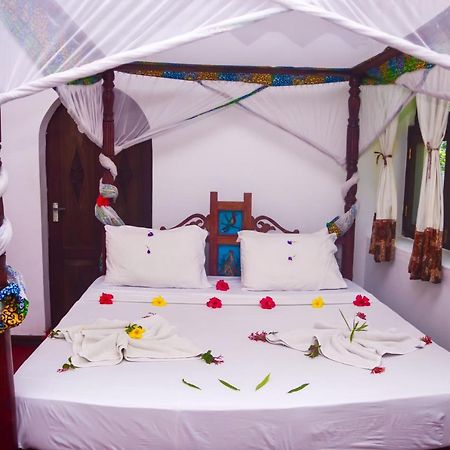 Asili Town House Hotel Zanzibar Bagian luar foto